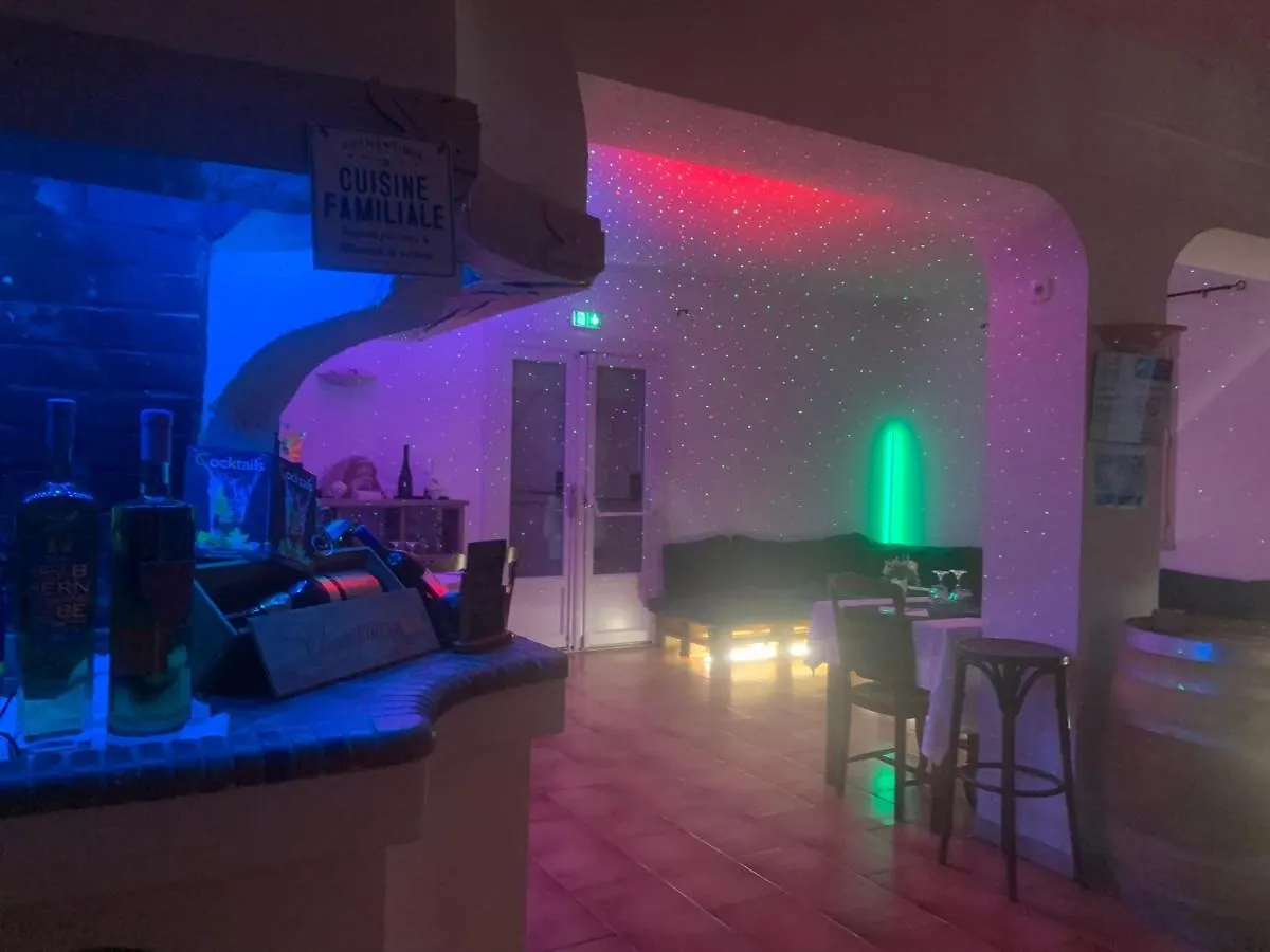 Human Hotel Restaurant Park Villecroze