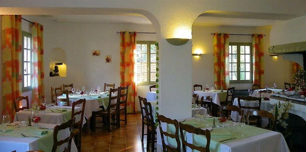 Human Hotel Restaurant Park Villecroze