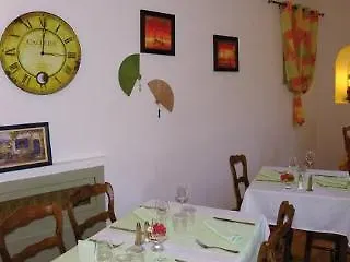 Human Hotel Restaurant Park Villecroze
